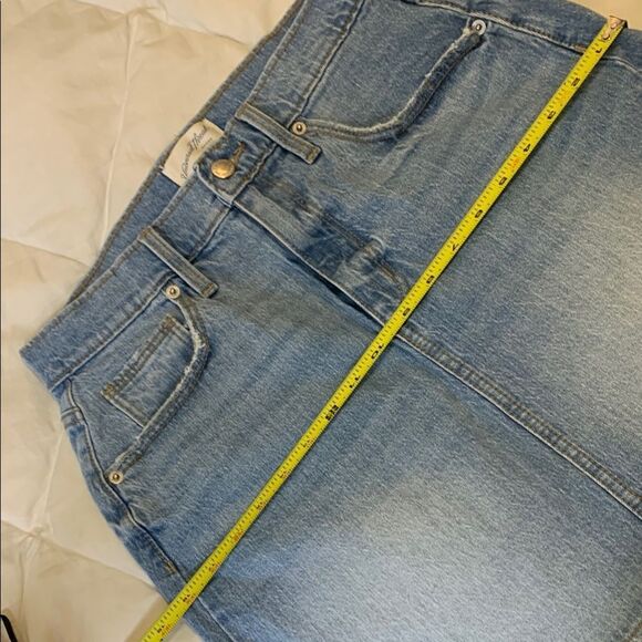 Classic Denim Skirt size 6 - Picture 10 of 10